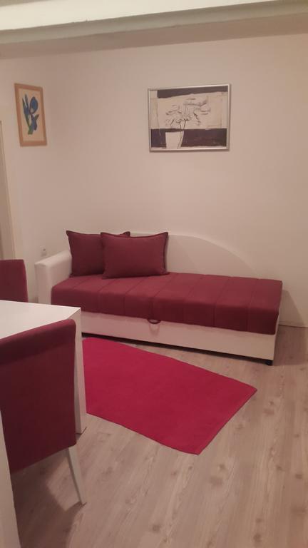 Madea Apartment 36 Novi Sad Phòng bức ảnh